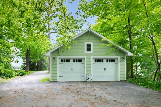 W347N6122 Rd I, Oconomowoc, WI 53066 - view of detached garage
