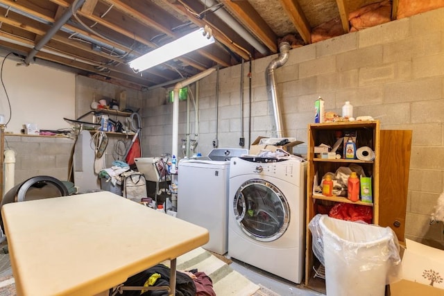 1207 Lark St, Merrill, WI 54452 - laundry area with washing machine and dryer