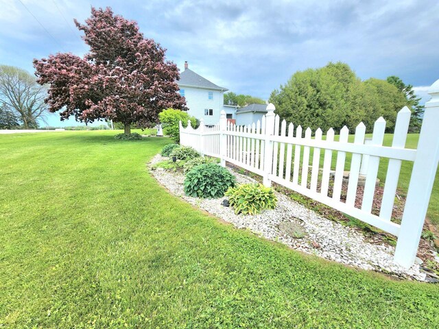 5609 Two Creeks Rd, Two Rivers, WI 54241 - view of yard