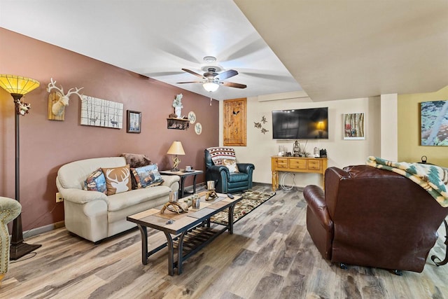 831 Browning Dr, Seymour, WI 54165 - living room featuring wood finished floors and a ceiling fan