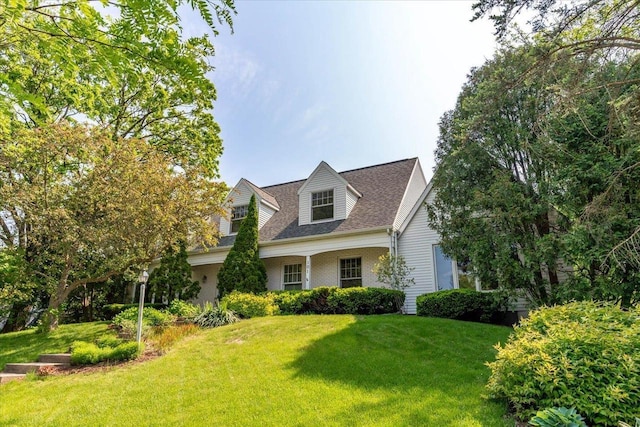 101 Everglade Dr, Madison, WI 53717 - cape cod house with a front lawn