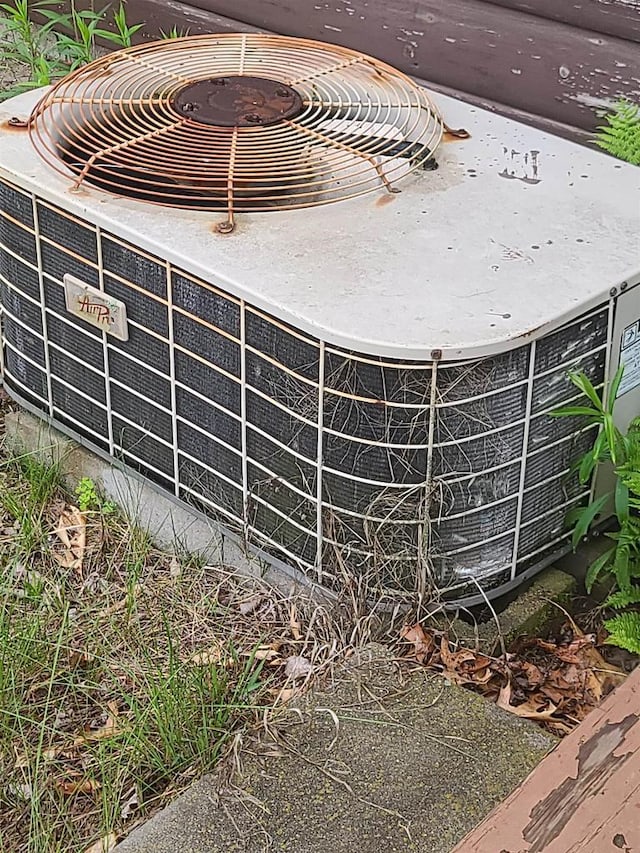 W5677 Alice Ln, New Lisbon, WI 53950 - exterior view of a central AC unit