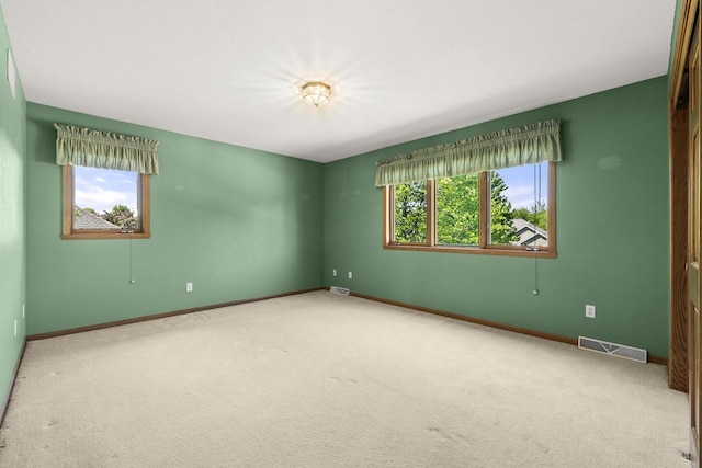 N7844 Lake Shore Ln, Sherwood, WI 54169 - unfurnished room with carpet floors and baseboards
