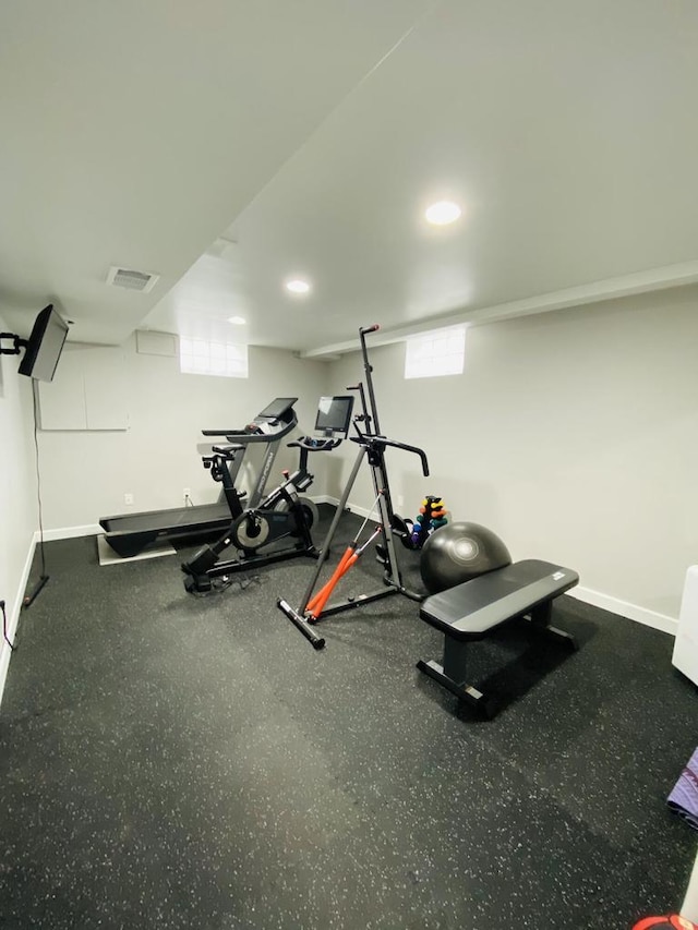 540 W Manor Cir, Bayside, WI 53217 - exercise area with baseboards and recessed lighting