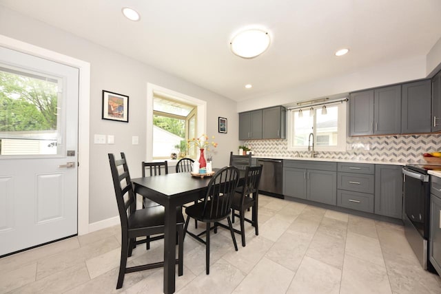 7062 N 46th St, Milwaukee, WI 53223 - dining space featuring recessed lighting and baseboards