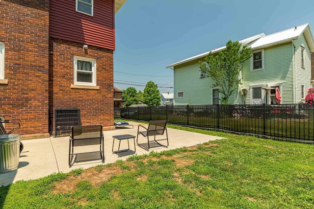 1600 15th Ave, Monroe, WI 53566 - view of yard with a patio area