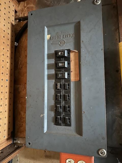 420 Jackson St, Waupun, WI 53963 - utilities with electric panel
