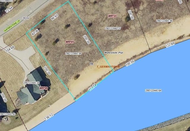 W5741 Waterstone Ln, New Lisbon, WI 53950