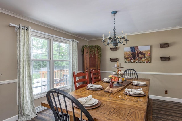 11 Meadowbrook Ct, Appleton, WI 54914 - dining room featuring a chandelier, wood finished floors, and crown molding