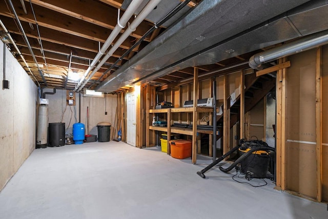 N1128 County Rd W, Fremont, WI 54940 - unfinished basement with a water pressure tank