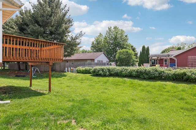611 Eagle Crest Ct, Prairie Du Sac, WI 53578 - view of yard with a wooden deck
