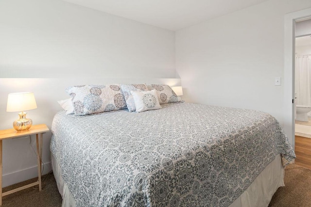 1386 Overlook Cir, Hartland, WI 53029 - bedroom with wood finished floors and baseboards