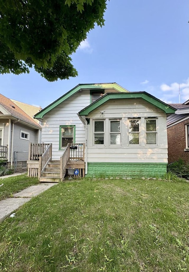 4110 N 7th St, Milwaukee, WI 53209 - view of front of home featuring a front yard