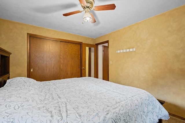 931 W Lindbergh St, Appleton, WI 54914 - bedroom featuring a closet and ceiling fan