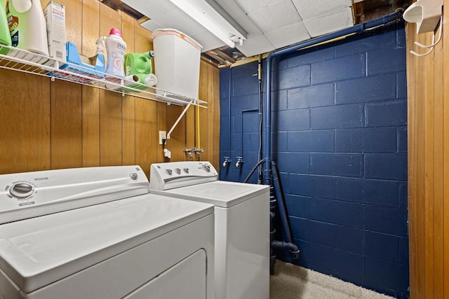 931 W Lindbergh St, Appleton, WI 54914 - washroom with washing machine and dryer and concrete block wall
