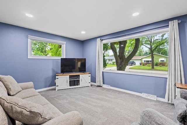 931 W Lindbergh St, Appleton, WI 54914 - living room featuring light colored carpet and recessed lighting
