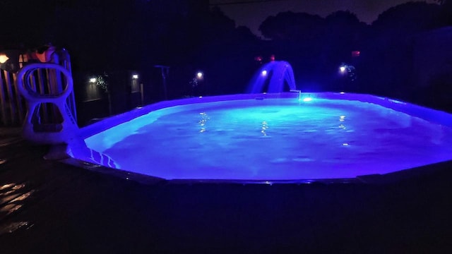 152 Hoyt St, Fond Du Lac, WI 54935 - view of pool at night