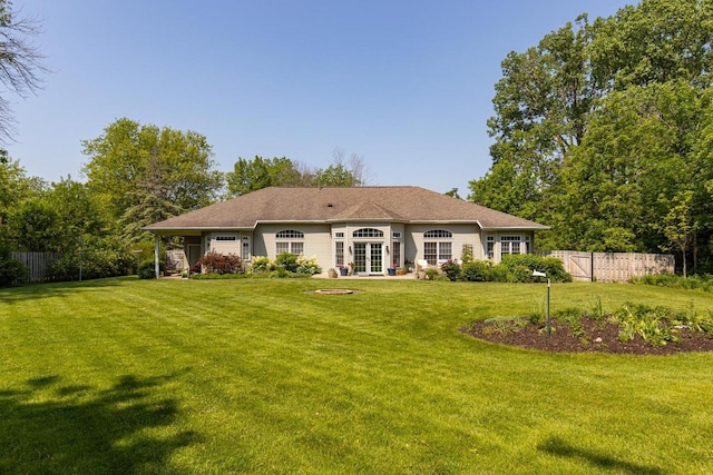 3864 Candlish Harbor Ln, Oshkosh, WI 54902 - rear view of house with french doors