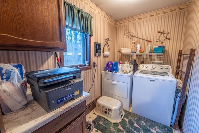 8420 Southview Dr, Crandon, WI 54520 - laundry room with separate washer and dryer