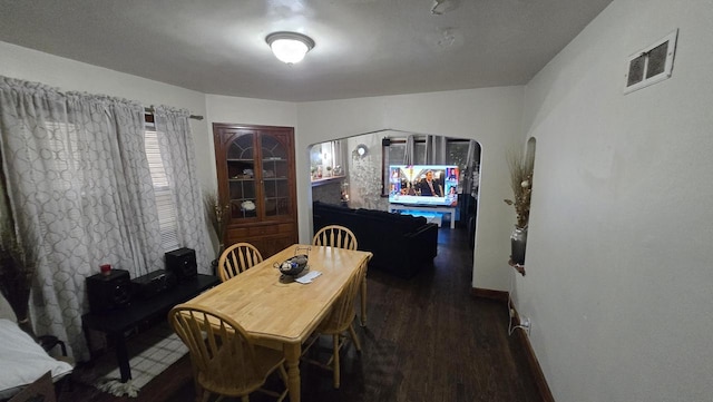 3240 N Richards St Unit 3242, Milwaukee, WI 53212 - dining area featuring wood finished floors and baseboards