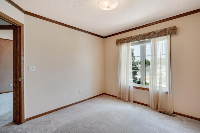 2641 13th Ct, La Crosse, WI 54601 - unfurnished room with light colored carpet and ornamental molding