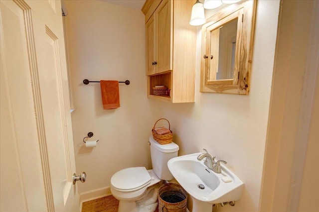 818 Ottawa Trl, Madison, WI 53711 - half bath with a sink and toilet