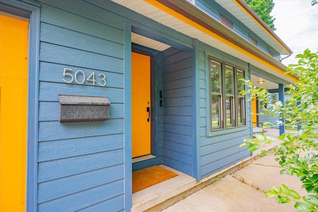 5043 Marathon Dr, Madison, WI 53705 - doorway to property