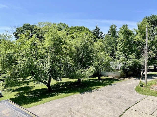 5116 S 84th St, Greendale, WI 53129 - view of asphalt driveway