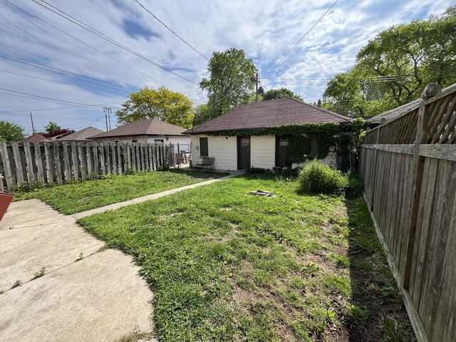 2928 N Humboldt Blvd Unit 2930, Milwaukee, WI 53212 - view of fenced backyard