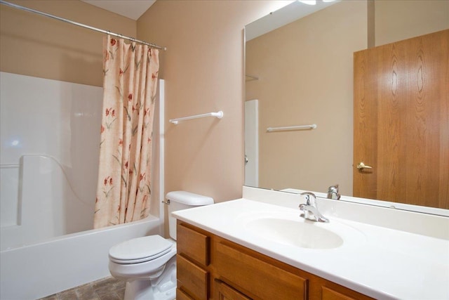 6701 Fairhaven Rd Unit 202, Madison, WI 53719 - bathroom featuring vanity and shower / bath combo with shower curtain