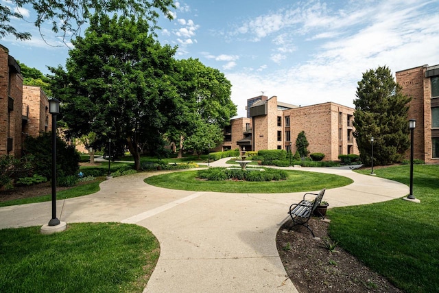 1906 E Shorewood Blvd Unit 250, Shorewood, WI 53211 - view of community featuring a yard
