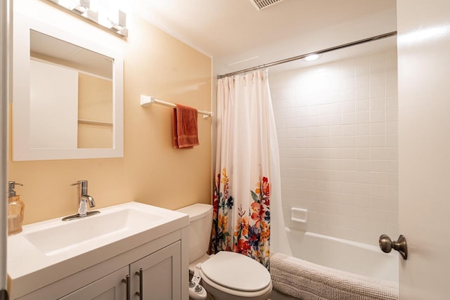 1906 E Shorewood Blvd Unit 250, Shorewood, WI 53211 - bathroom featuring vanity and shower / tub combo with curtain