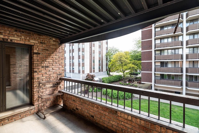 1906 E Shorewood Blvd Unit 250, Shorewood, WI 53211 - view of balcony