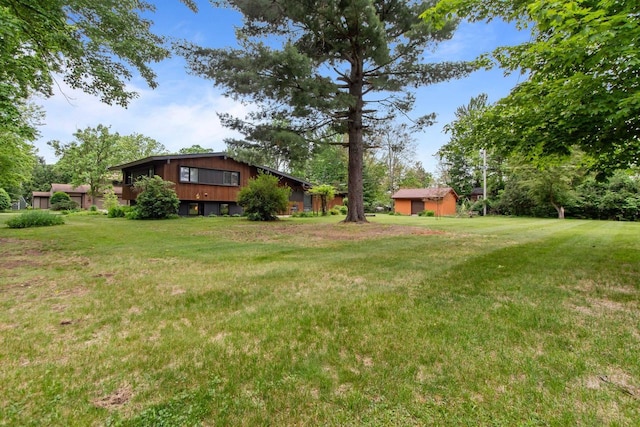 24 Hazelwood Dr, Stevens Point, WI 54481 - view of green lawn