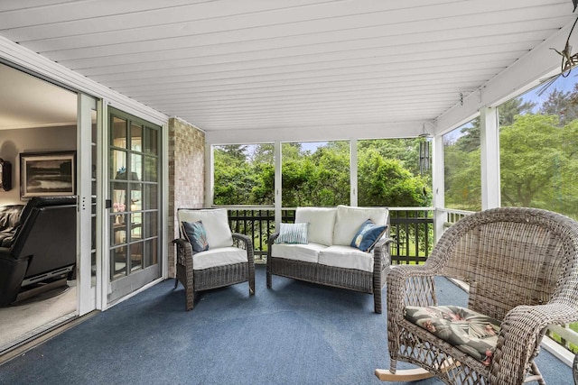 544 Maple Bluff Rd, Stevens Point, WI 54482 - sunroom / solarium featuring an outdoor living space