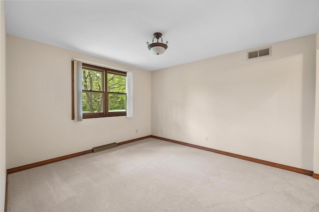 535 Maple Bluff Rd, Stevens Point, WI 54482 - empty room featuring light colored carpet and baseboards