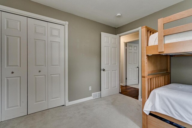 1801 N Mc Intosh Dr, Appleton, WI 54914 - carpeted bedroom featuring a closet and baseboards