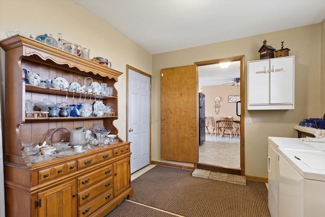 197 Juniper Ave, Brodhead, WI 53520 - laundry room featuring washing machine and dryer, ceiling fan, and carpet flooring