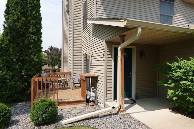 284 White Oak Ave Unit 8, Plover, WI 54467 - entrance to property featuring a deck