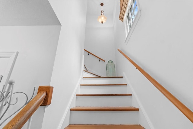 6738 W Monona Pl, West Allis, WI 53219 - view of staircase