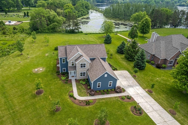 W356N6752 E Stonewood Dr, Oconomowoc, WI 53066 - view from above of property featuring a large body of water