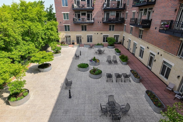 1515 N Van Buren St Unit 414, Milwaukee, WI 53202 - view of home's community featuring a patio area