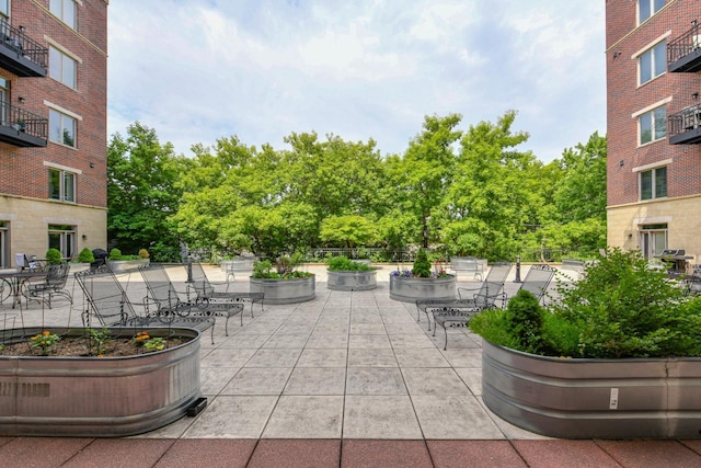 1515 N Van Buren St Unit 414, Milwaukee, WI 53202 - view of patio / terrace