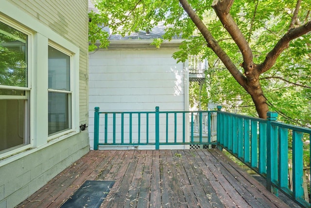 1049 E Johnson St, Madison, WI 53703 - view of wooden deck