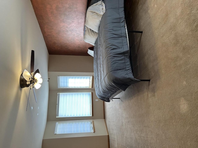 1304 W Garfield Ave, Milwaukee, WI 53205 - view of living area
