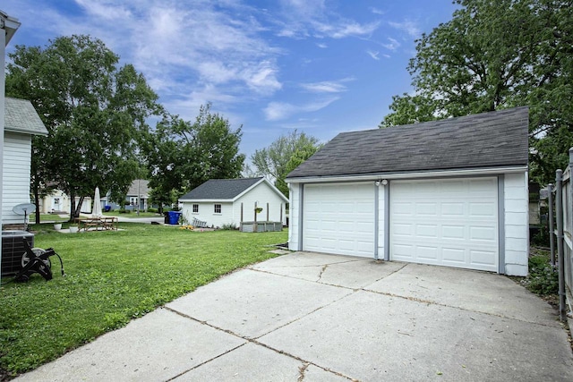 318 N Outagamie St, Appleton, WI 54914 - view of detached garage