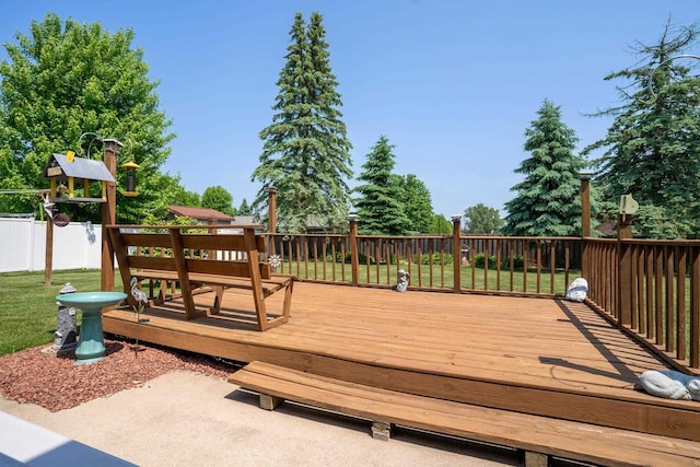 1360 Eminence St, Green Bay, WI 54313 - view of deck