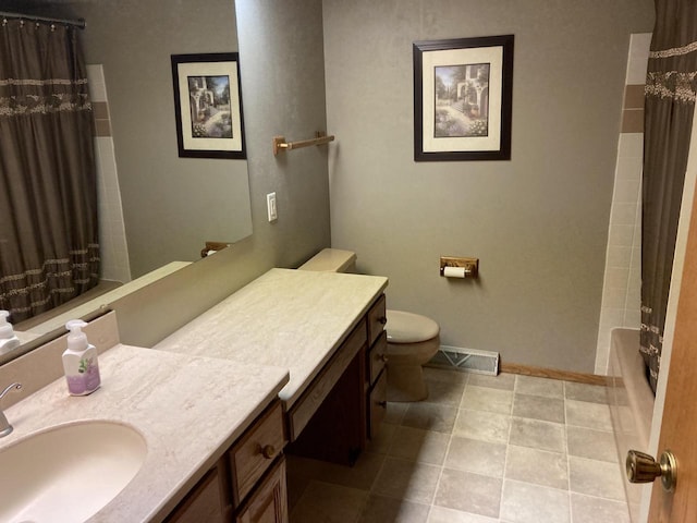 3988 S 18th St, Sheboygan, WI 53081 - full bath with vanity, shower / bath combo with shower curtain, and tile patterned floors