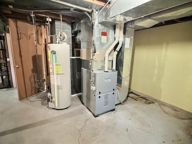 525 Pembrook Ct, Neenah, WI 54956 - utility room featuring water heater and heating unit