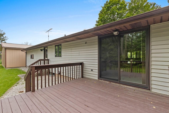 2929 Brunner Rd, Manitowoc, WI 54220 - view of wooden terrace